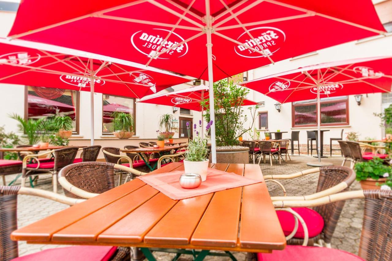 Hotel- Restaurant Zum Hirsch Grossenlueder Ngoại thất bức ảnh